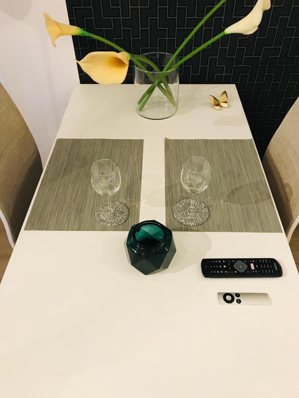 Apartement Blanc De Luxe Prága Kültér fotó